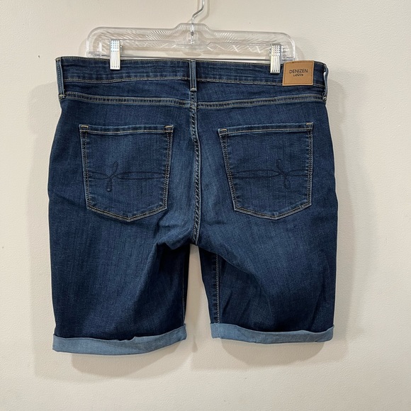 Denizen, mid rise, Bermuda short, size 16, waist 33. - Picture 3 of 4